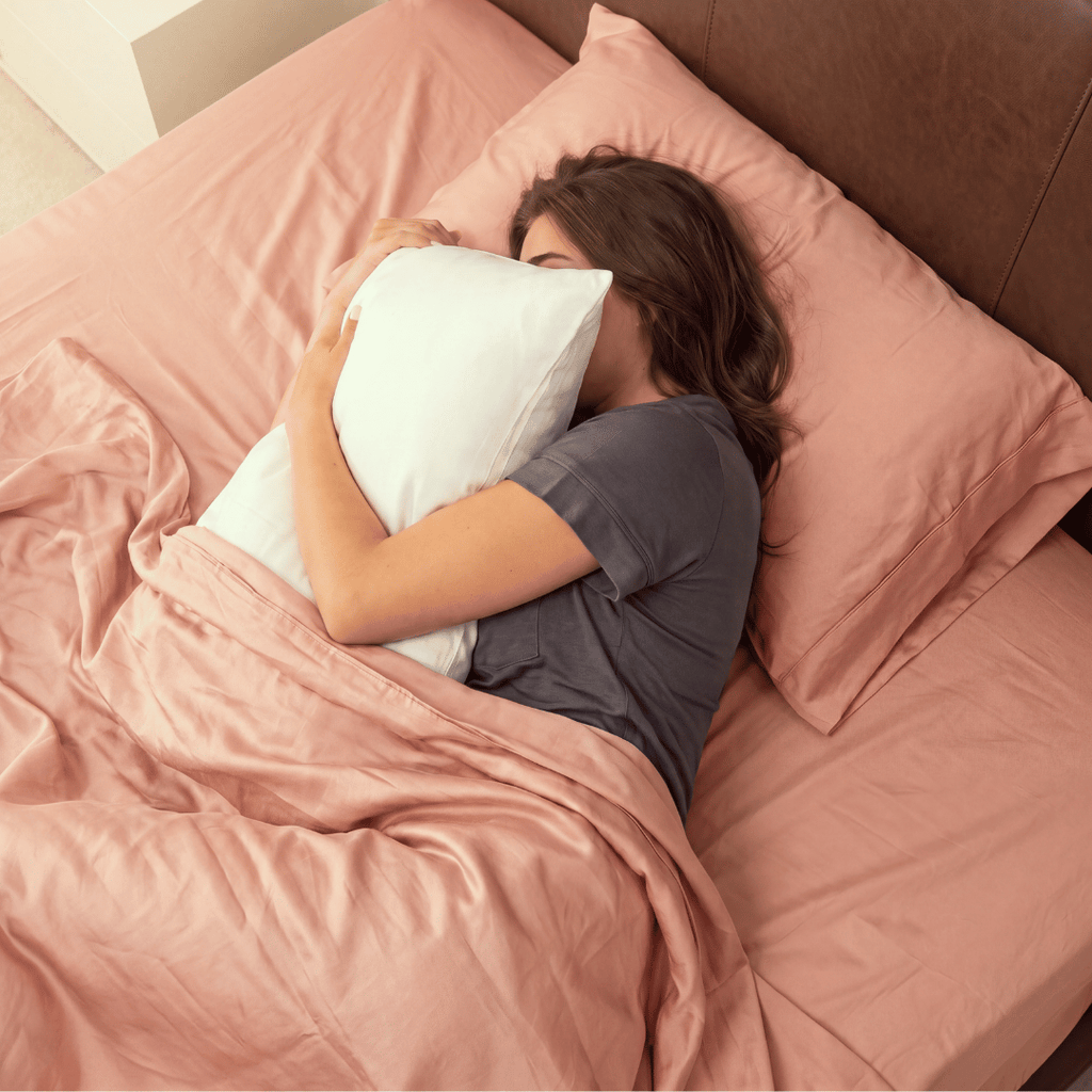 Cozy Cooling bamboo bedding in Grapefruit Pink
